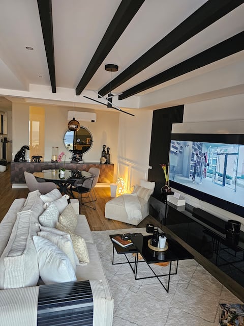 Dolce Waves: Luxury & Brunch – Jacuzzi & Design and Sea View