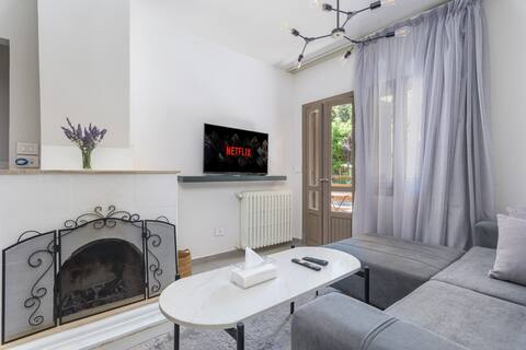 CH® - Alpen Haus - Eiger -3BR Chalet, Mzaar