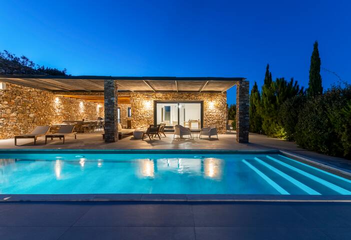 Beautiful Villa near Platis Gialos