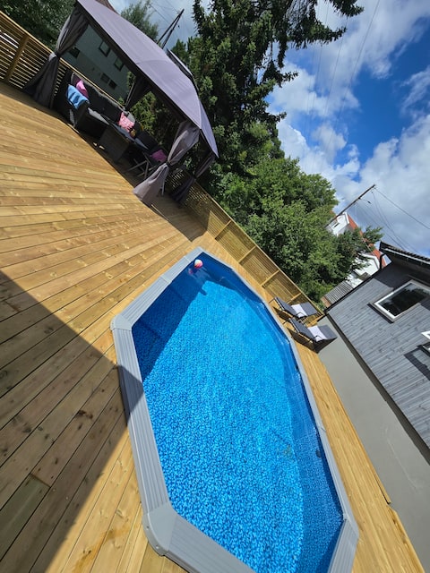 House with 5 bedrooms and heated pool