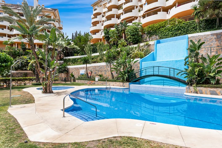 Duplex In Puerto Banus By Costarentals - Ref M40 - Marbella