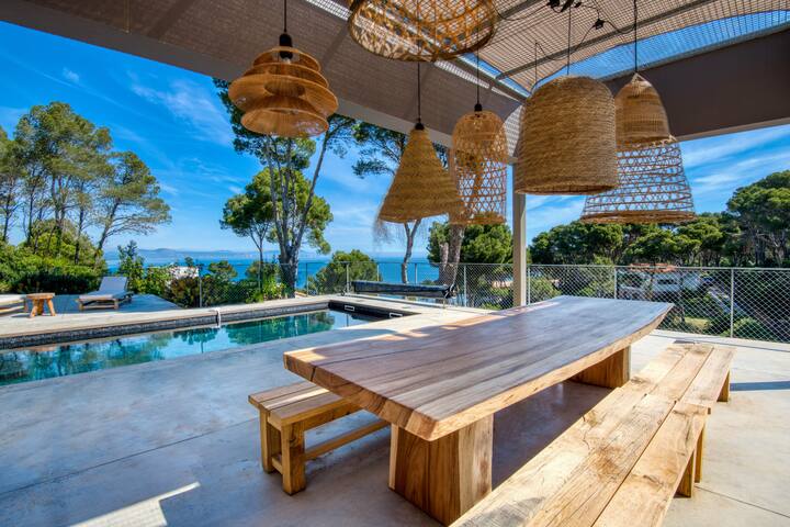 Modern house with sea views near Sa Riera beach gallery image 4