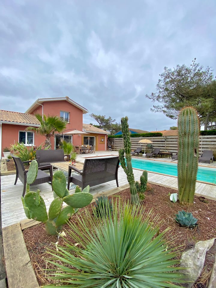 Villa Family, Piscine à 100m De L'océan - Lacanau