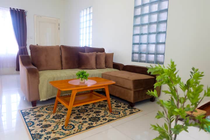 Marifa Homestay Syariah - Ciater