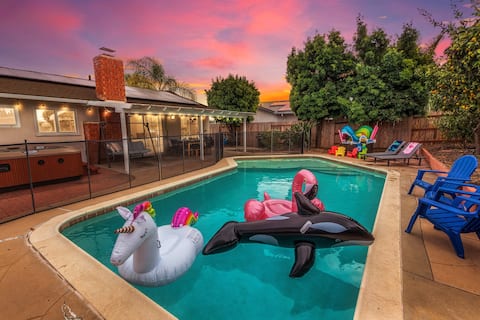 Kids Friendly/Big Hot Tub/Cozy Firepit/Huge Yard
