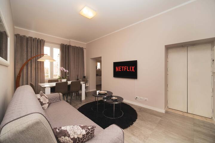 Attico con vista unica a 360° [Venus Penthouse] gallery image 5