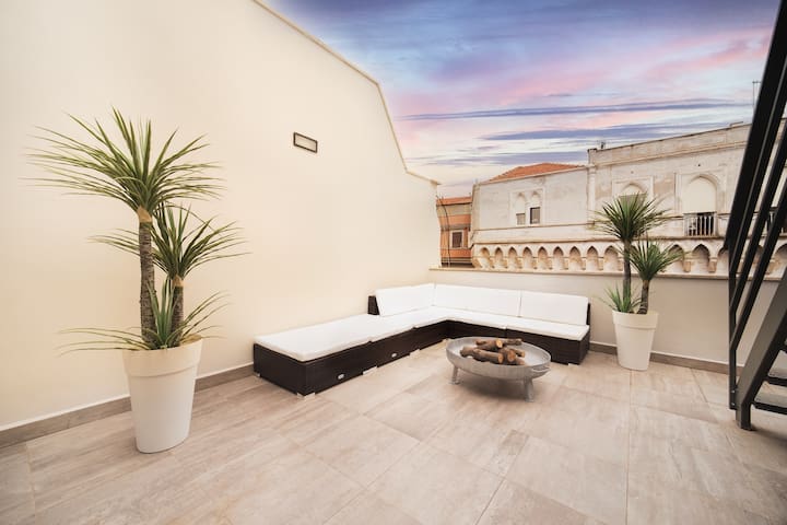 Attico con vista unica a 360° [Venus Penthouse]