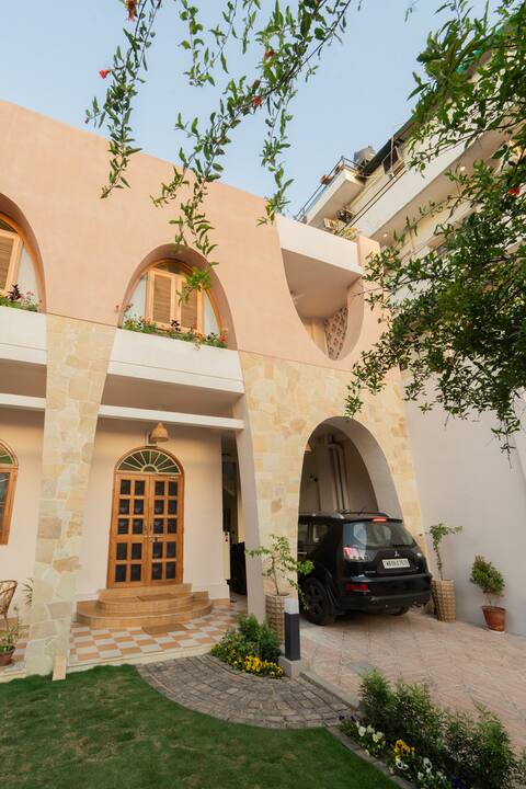 4 Bedroom Arch House - Central | Rajan House