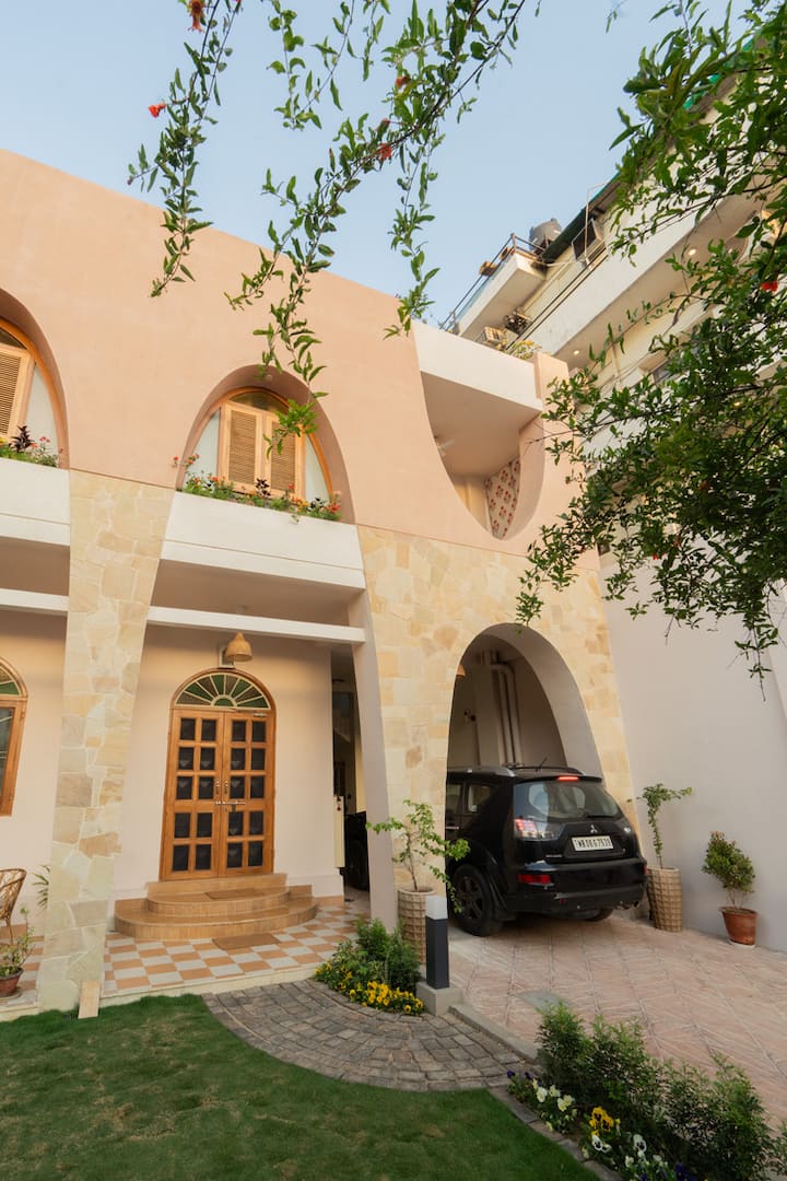 4 Bedroom Arch House - Central | Rajan House