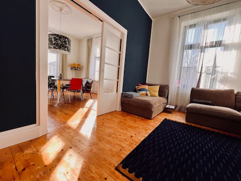Erfolgreiche Airbnb-Immobilie: Bright apartment in historic townhouse in Wuppertal