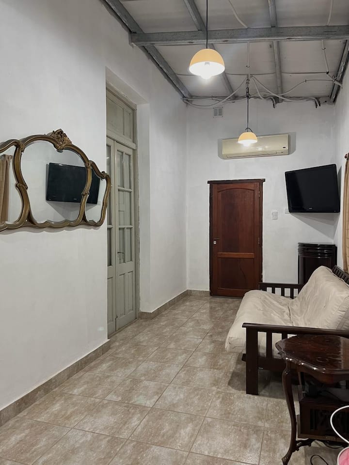 Casa Quinta La Antigua Casona- No Serv. De Blanco - Bragado