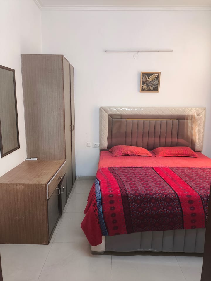 საძინებელი 3