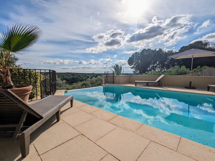 Villa En Campagne Avec Piscine Et Vue Magnifique - Salon-de-Provence
