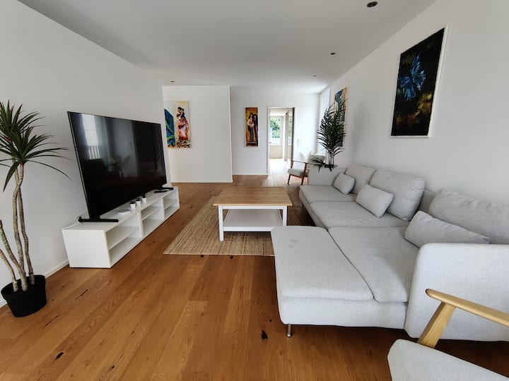 Luxuriöse Wohnung Mit Terrasse - Suiza