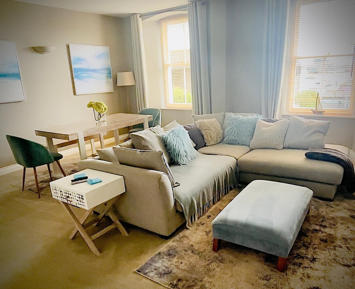 Successful Airbnb property: Apartment in Falmouth in Falmouth