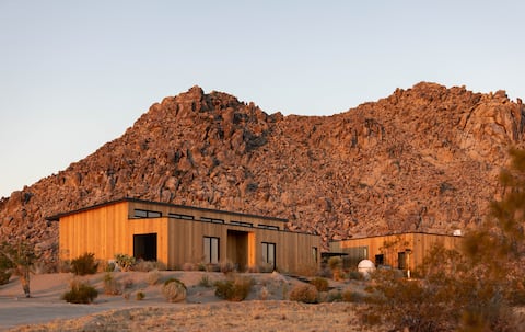 Architectural retreat w Park Views Rancho Panoramo