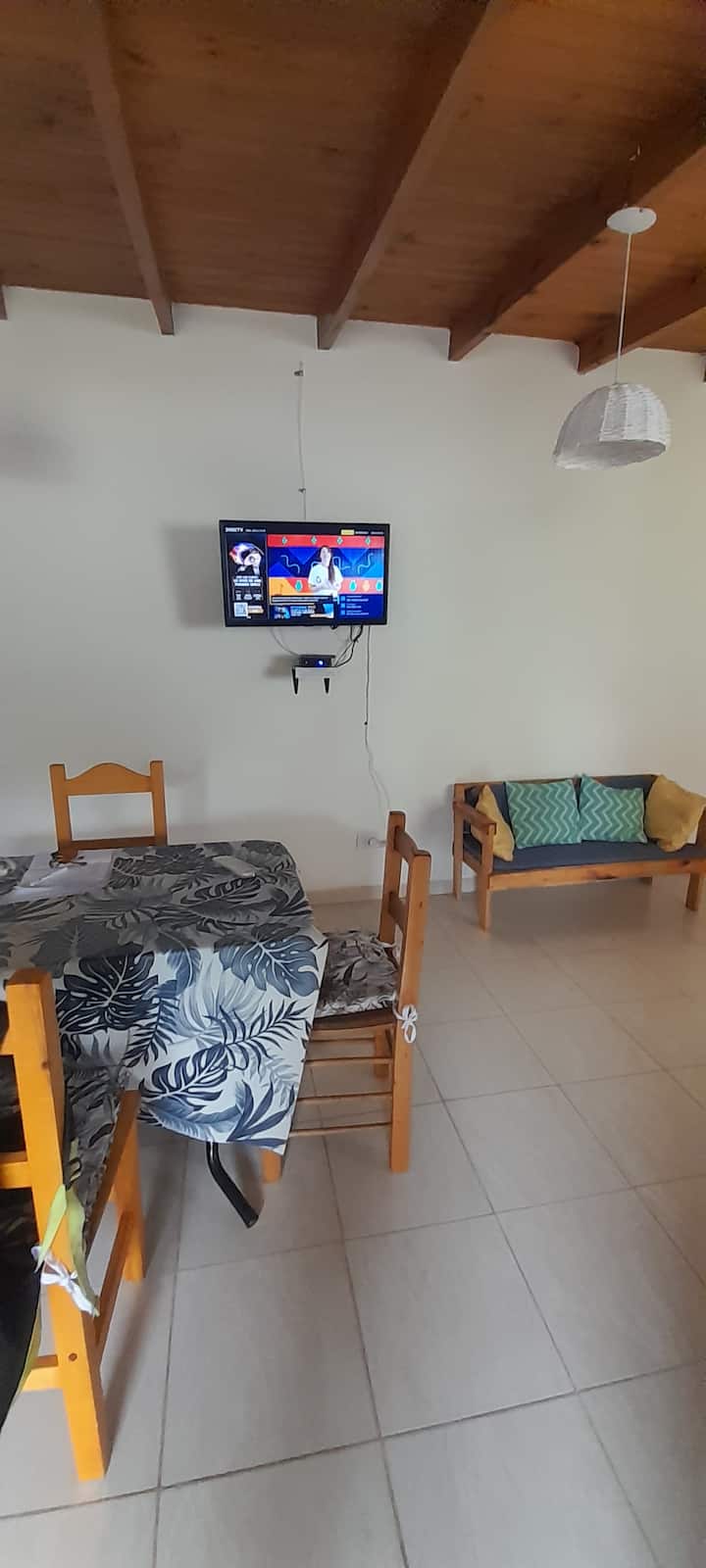 Casa Con Pileta Y Parrilla. - Chascomús