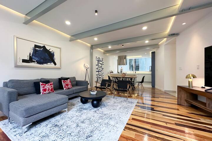 Grand 3bed/3bath Loft with Balcony in Roma Norte gallery image 2