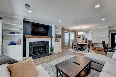 3<New> Walk to Avalon or Downtown