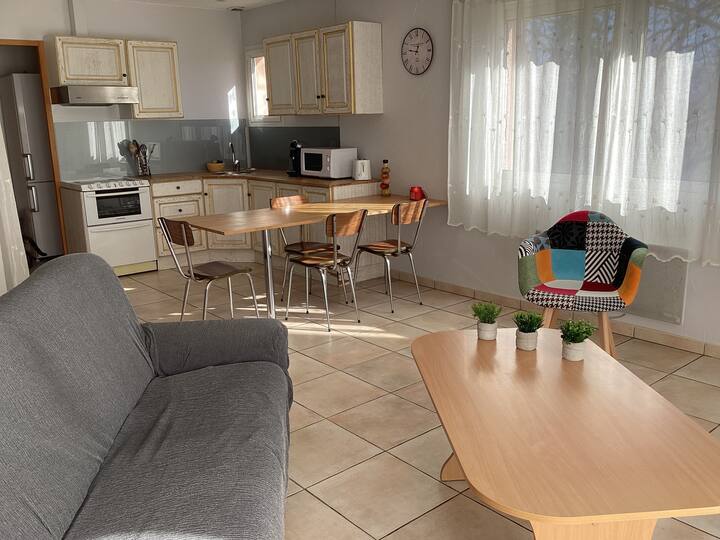 Logement 75 M² Tout Confort Avec Terrasse - Saint-Péray