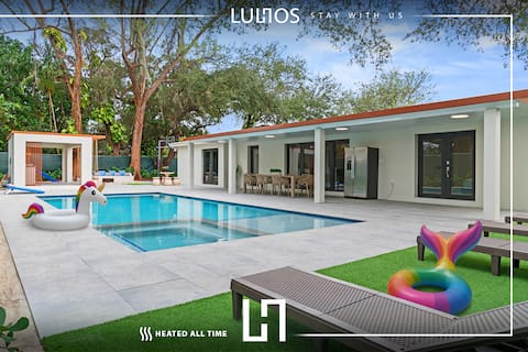 Luxe Miami 10BR Pool Jacuzzi Games 10M Airport
