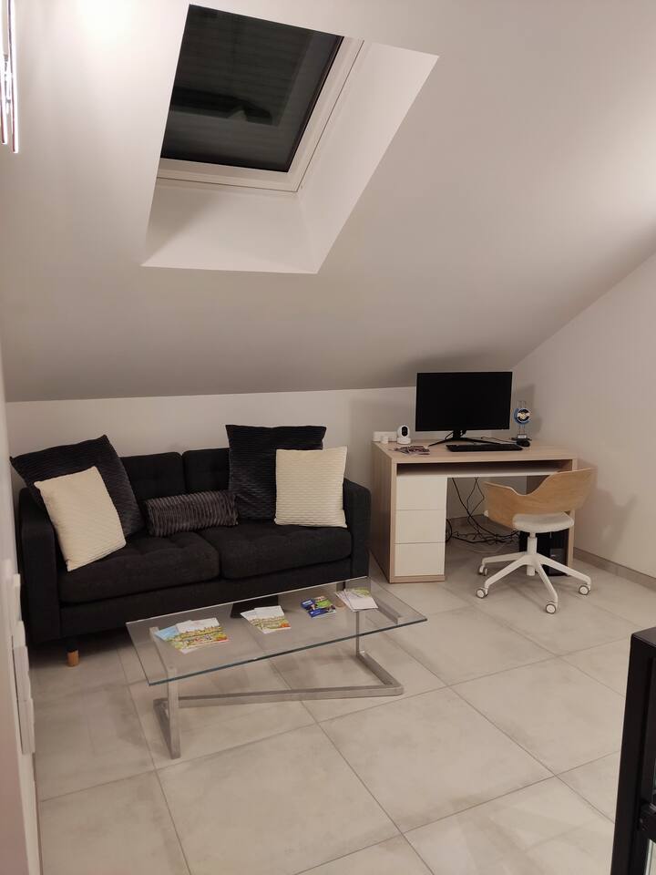 Chambre Spacieuse, Jacuzzi, Proche Parc Astérix - Plailly