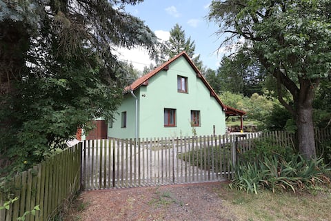Top performing Airbnb: Chata Jivany in Královéhradecký