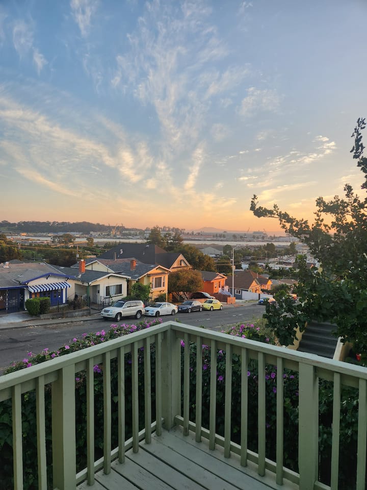Luxury 2br Central Villa | Stunning Bay Views - Benicia State Recreation Area, Benicia
