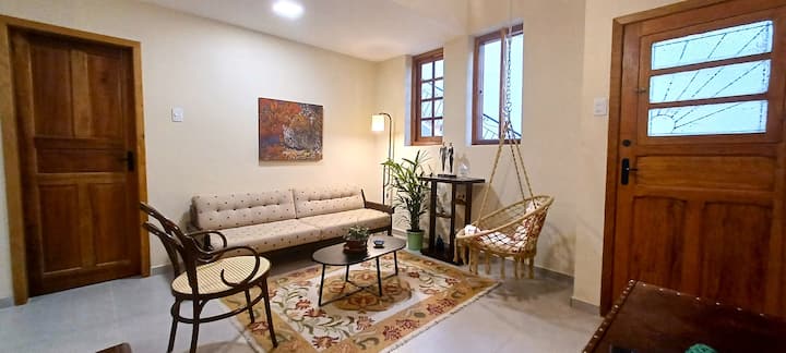 Vila Canápolis A- Refugio No Bairro Serra - Belo Horizonte