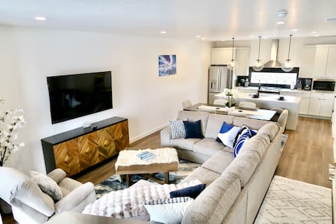 Roam Development, a Modern Mountain getaway