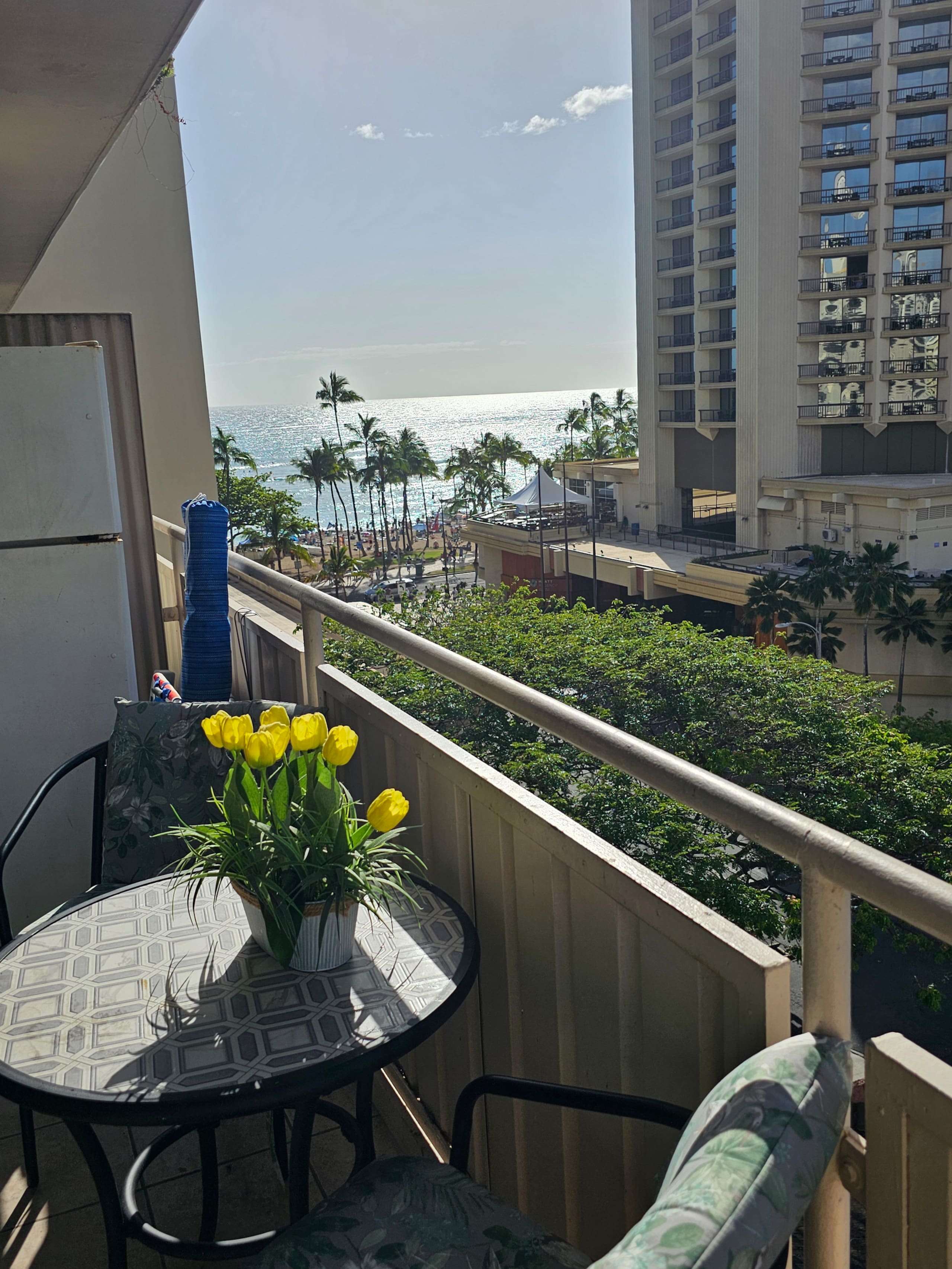 Large Studio with beach view - Image 15