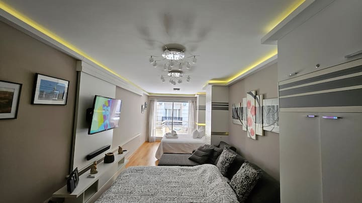 Studio apartment in Monserrat