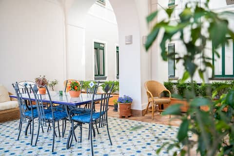 Luxury Apartment in City Centre Near Amalfi Coast