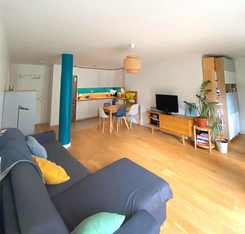 Popular Airbnb listing: Apparently with garden 10 minutes from Paris in Clichy