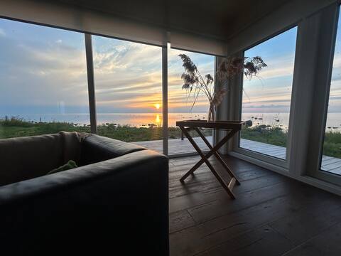 Tuultepesa Beach House with sauna