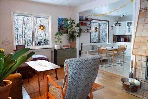 Cosy home 10 min from bus station