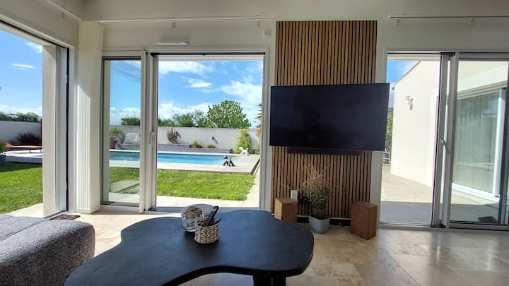 Maison Des Oliviers-piscine Chauffée-île De Ré/lr - La Rochelle