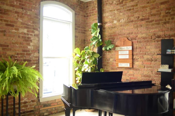 The Upper Room - Berrien Springs, MI