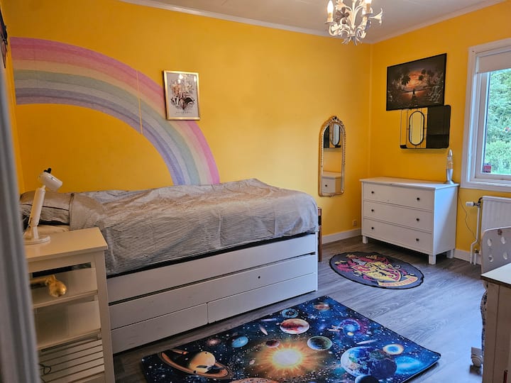 საძინებელი 1