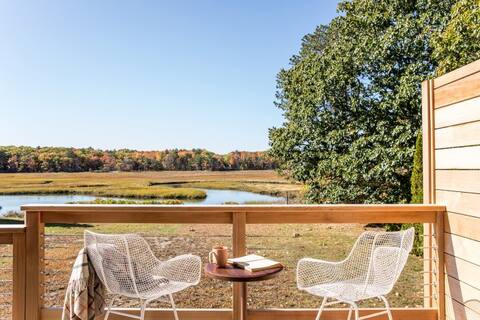 2BR Oceanfront House w/ Amazing Views
