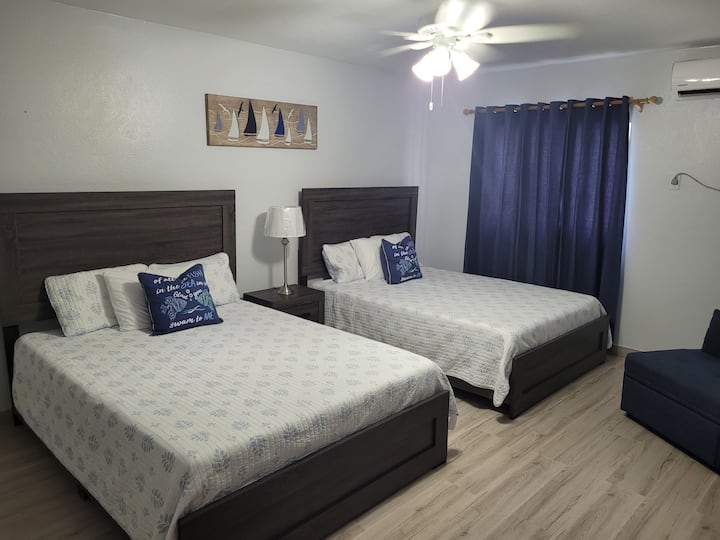 Two Bed Deluxe Studio On The Beach - Iles Caimans