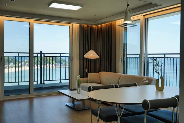 * Yangridan-gil Jukdo Beach The Ocean Hotel Onshore #3# Panorama Ocean View #2 Bedrooms #2…