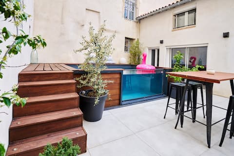 Modern air-conditioned townhouse with pool