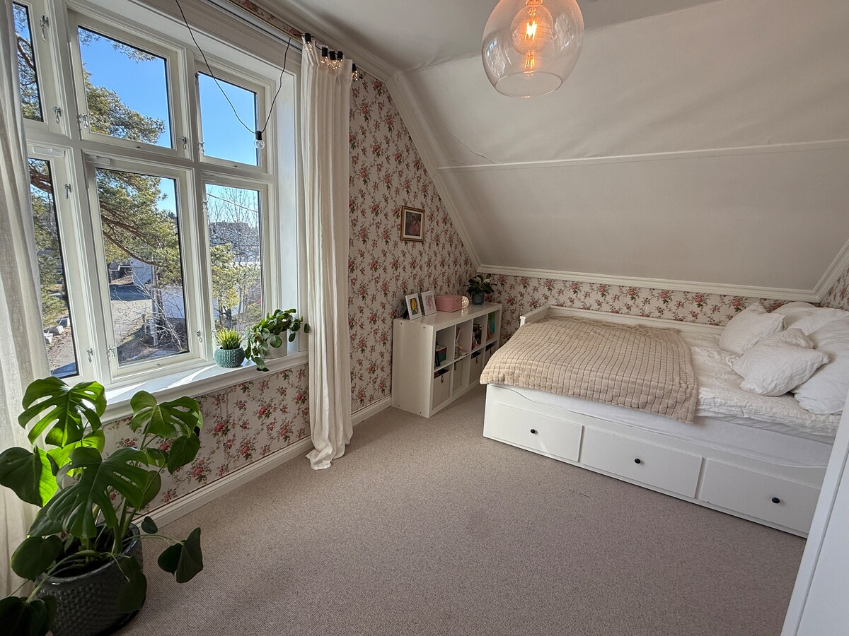 The room is furnished with a comfortable 160 cm wide bed that sleeps two.