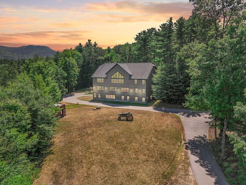 92 Locust Lane | 16 BDRMS, Sleeps 34, Pool, HotTub