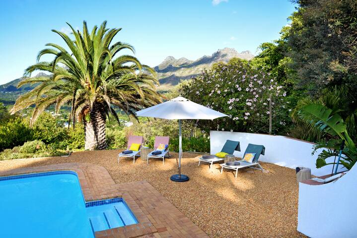 Hout Bay Stay | Large Pool, BBQ & Scenic Views gallery image 3