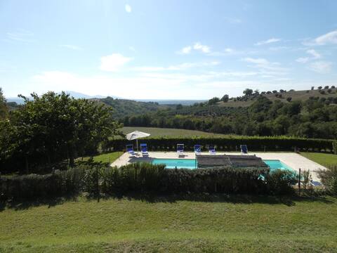 Getaway to Umbria, La Dolce Godera