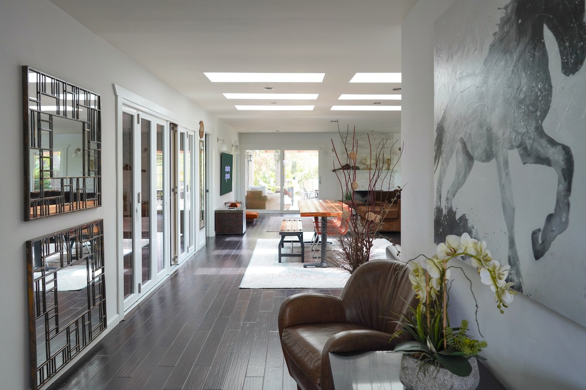 Popular Airbnb listing: Spacious Beach Residence w Backyard Pond & Hot Tub in Carlsbad