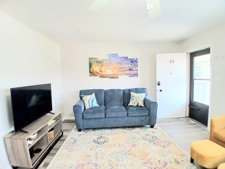 Cozy 2b By Cocoa Beach Pier - Cocoa Beach, FL
