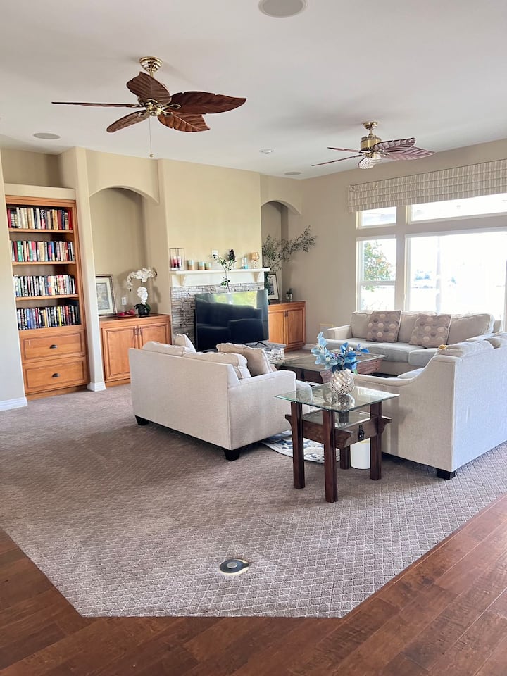 Breath Taking Temecula Vine Valley Views! - Temecula, CA